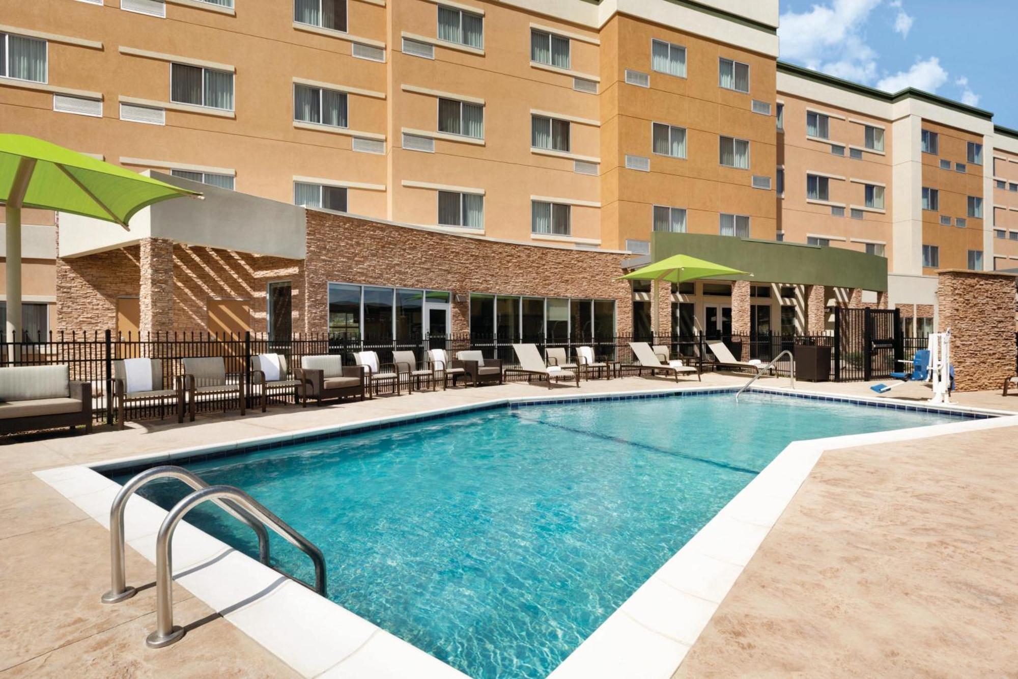 Courtyard By Marriott El Paso East/I-10 Hotell Eksteriør bilde